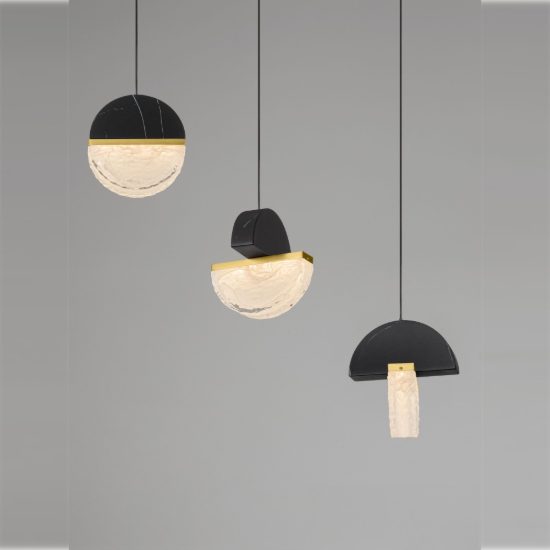 Lampadario a sospensione lineare a sfere led 30w 2700k per sala da pranzo nero, oro ottone e bianco