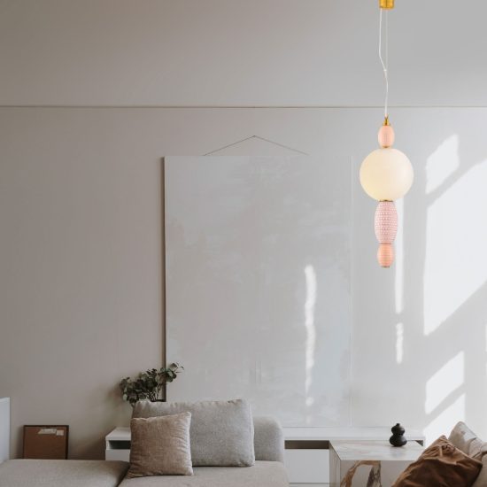 Lampada a sospensione con sfere led 12w 3000k per cucina contemporanea multicolore e oro