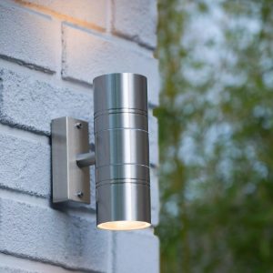 Applique da esterno a cilindro moderna cromo satinato led 10w 2700k ip44