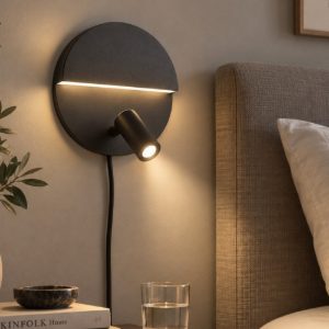 Applique per comodino camera da letto orientabile led 8,3w 3000k nera
