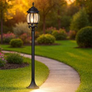 Lampione lanterna classico da giardino nero