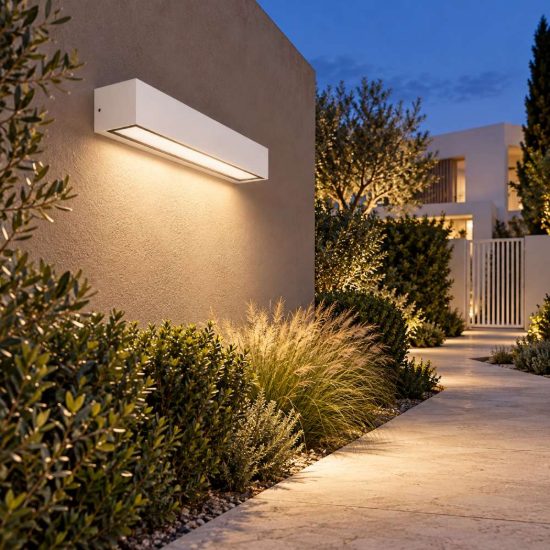 Gea luce ges2240 applique da esterno biemissione media bianca led 2x10w cct 3000-5000k ip65
