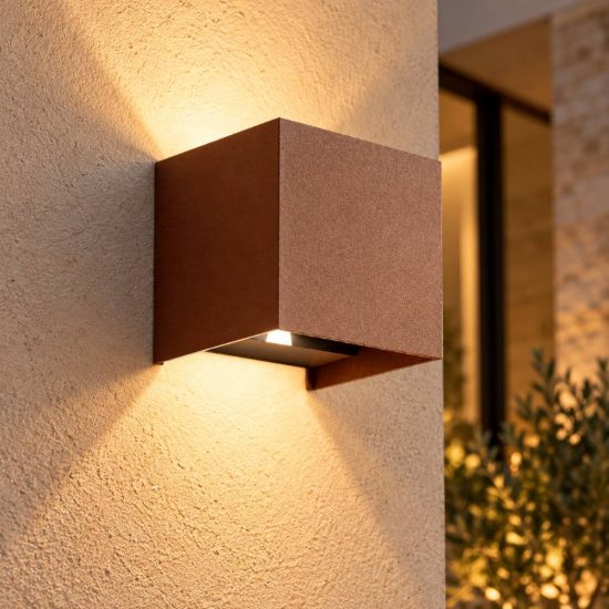 Gea luce ges860c applique da esterno quadrata biemissione marrone led 2x10w 4000k ip65