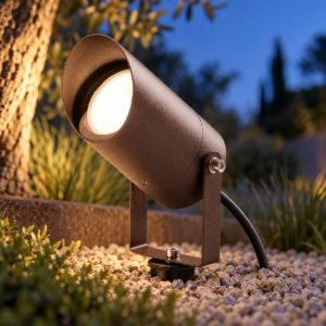 Gea luce ges1140 proiettore da esterno con picchetto a cilindro con visiera marrone ip65