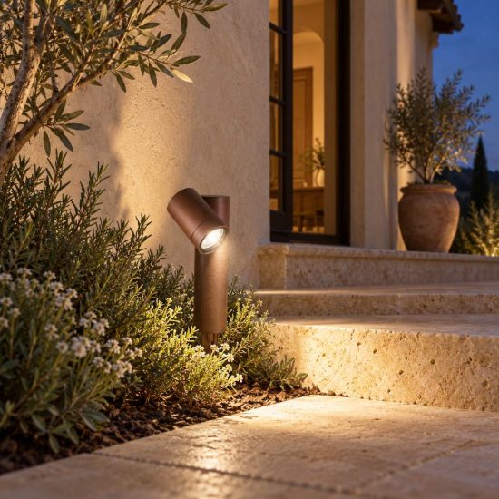 Gea luce ges2220 proiettore da esterno con picchetto a cilindro marrone ip65
