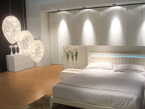 Illuminare la camera da letto