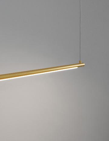 Dettaglio struttura tubolare del lampadario Elettra di Nova Luce
