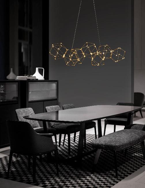 Lampadario Nebula Nova Luce installato in ambiente living moderno