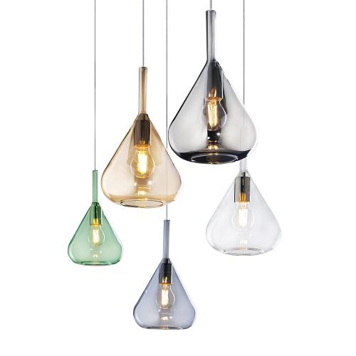 Quattro lampade Top Light Kona sospese con diffusori in vetro